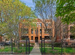 2554 W Logan Blvd APT 302, Chicago, IL 60647