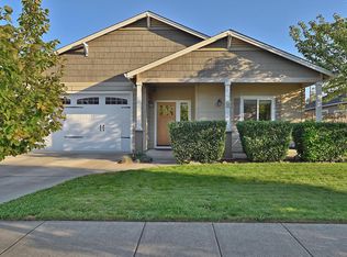 3625 Hilsinger Rd, Phoenix, OR 97535