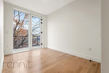 Rented by Rennit Inc.