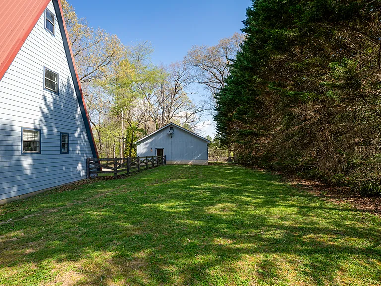 94 Daisy Ln — Photo 32