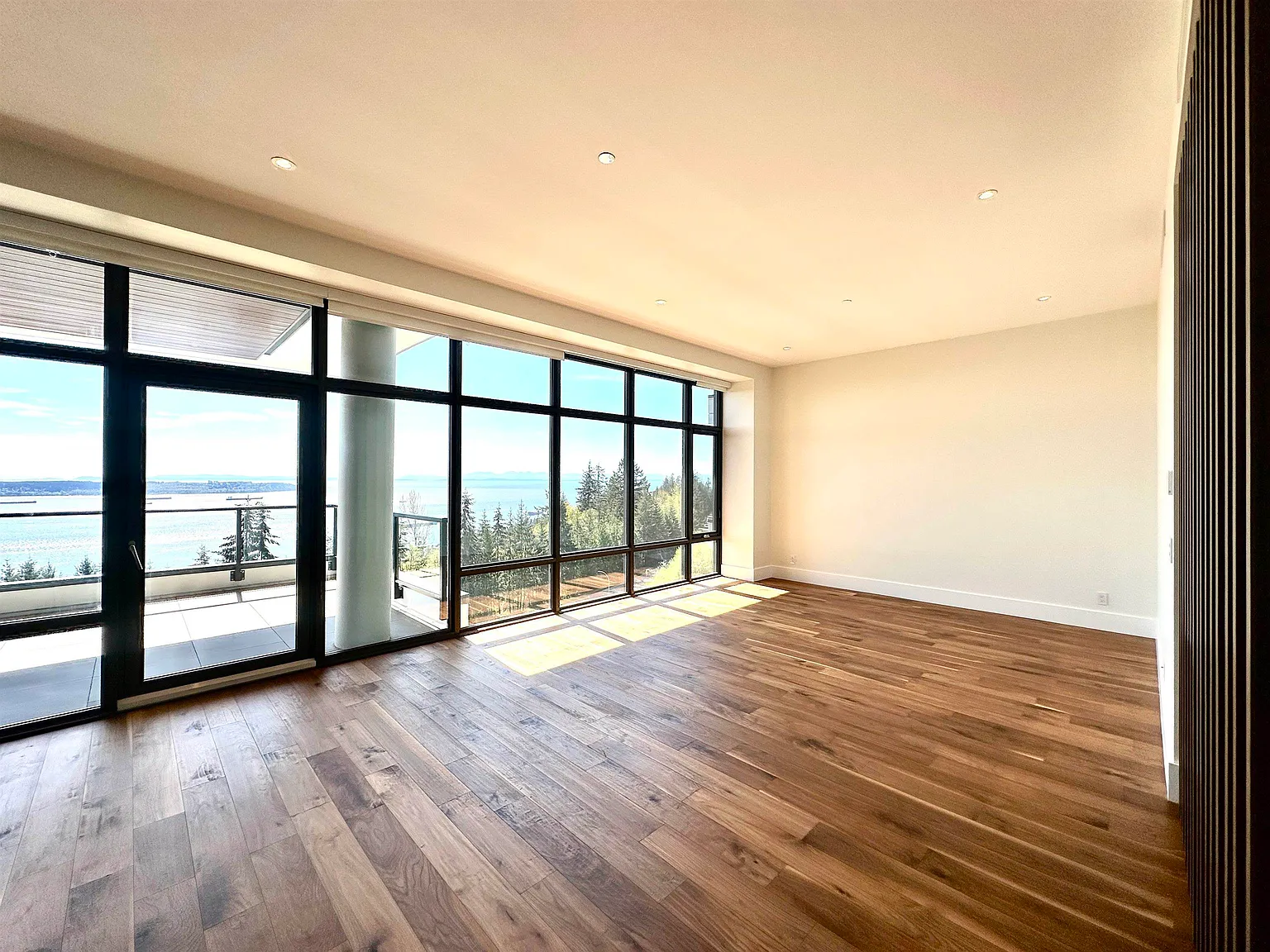 2 bed, 1850 sqft, $7,300 — Photo 3