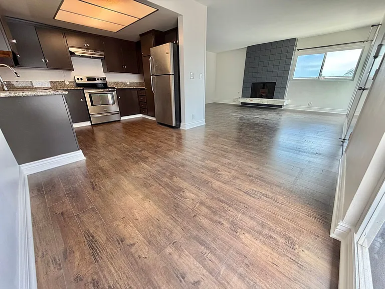 1100 Monterey Blvd — Photo 1