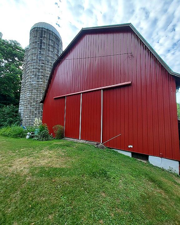 2nd image of 5511 Dibble Rd