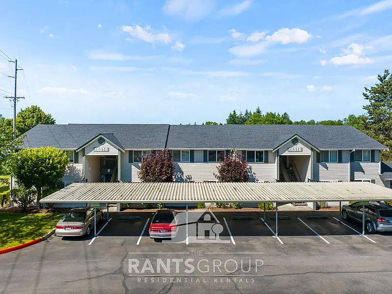 Yelm Creek Apartments — Photo 14