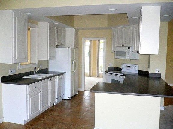 5th image of 10943 SW Hartwick Dr