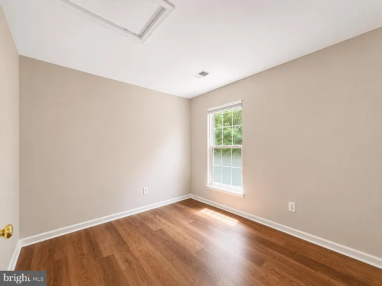 14047 Sable Ct — Photo 23