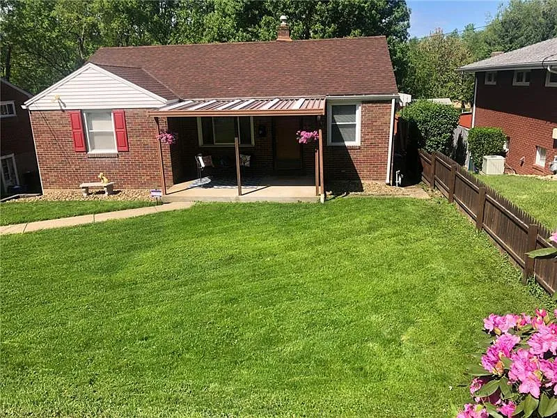 214 Caruso Dr photo 1