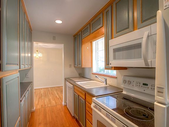 Efficient Galley style kitchen