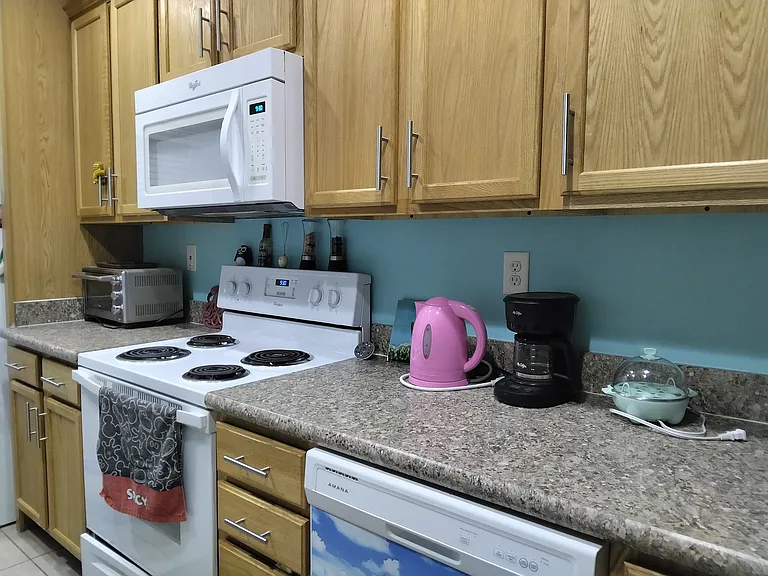 5030 5th Ave #66 — Photo 6