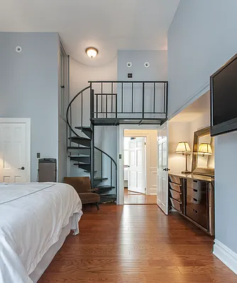 Sold by JCity Realty, LLC | media 24