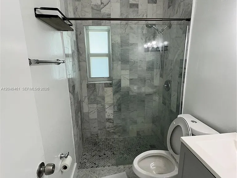 400 NW 61st Ave — Photo 9