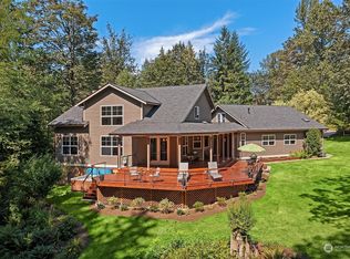 11733 E Lake Joy Dr NE, Carnation, WA