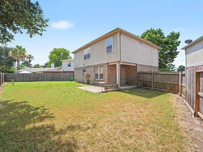 19130 Edens Dawn Dr — Photo 37
