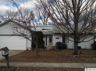 96 Hollybrook Dr, Little Egg Harbor, NJ