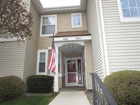 3rd image of 4802 Foxwood Dr S