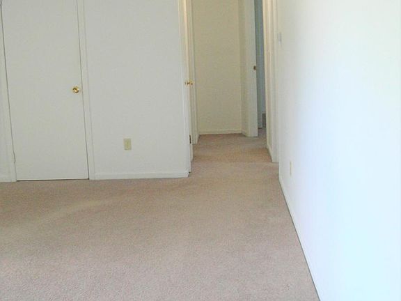 4th image of 5710 Threasa St