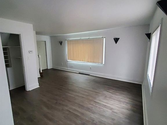 5th image of 916 W Michigan Ave APT 2