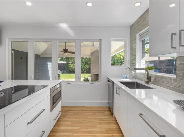 3848 South Dr, Fort Worth, TX 76109