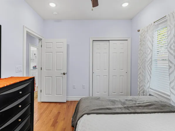 145 Bleecker Street image 23 of 39