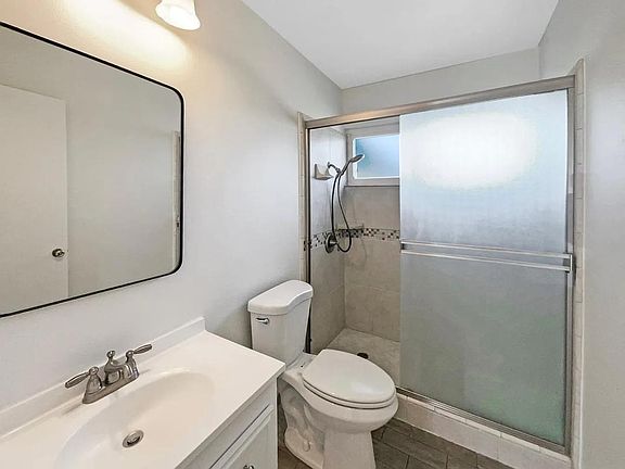 5th image of 7445 Summer Ave #1007