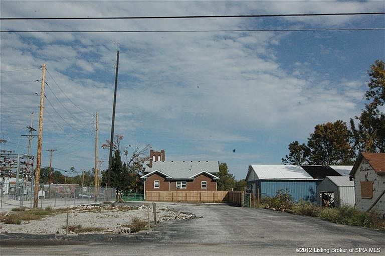 1st image of 103 Colonels Way E