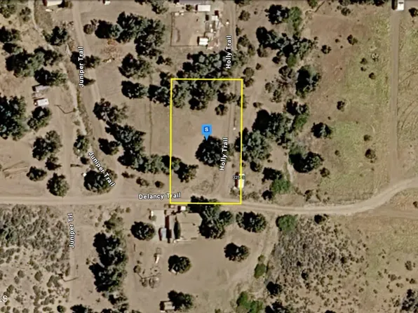 32649 Holly Trl, Frazier Park, CA 93225