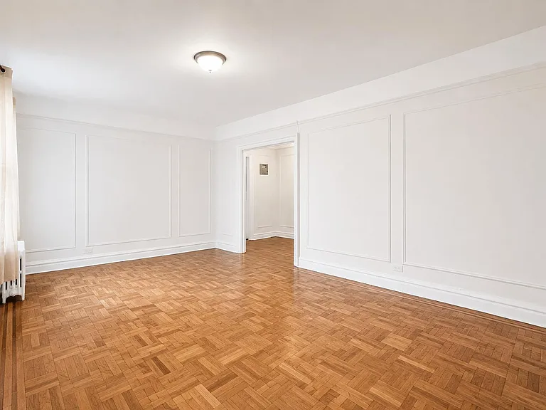 1803 Riverside Dr #5J — Photo 8