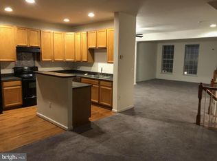 15712 Palermo Ter, Woodbridge, VA 22191