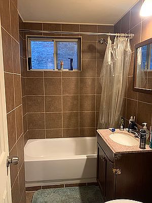 4th image of 39-47 59th St #1