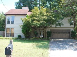 1085 Worcester Pl NW, Lilburn, GA 30047