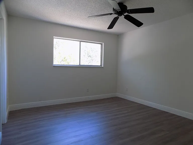 430 Sand Lime Rd — Photo 17