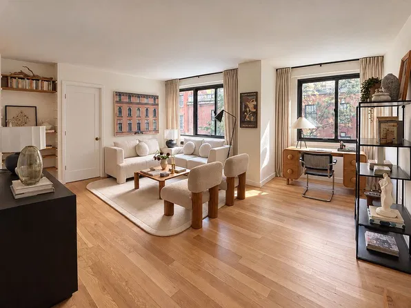 16 W 16th St APT 4VN, New York, NY 10011