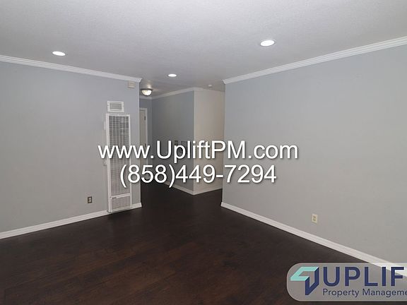3rd image of 616 Meadowbrook Dr