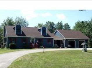 26 Lord Rd, Sanbornville, NH 03872