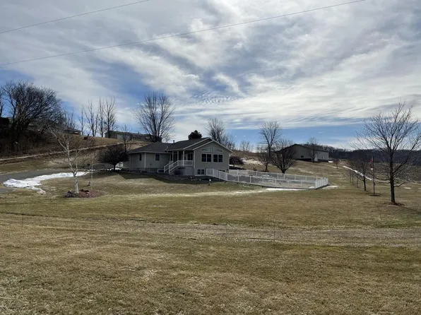 22961 State Highway 27, Cashton, WI 54619