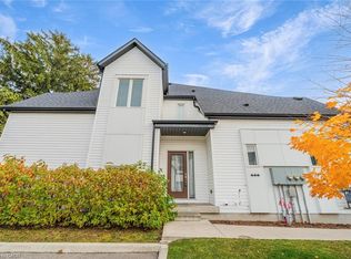 110 Fergus Ave #40, Kitchener, ON