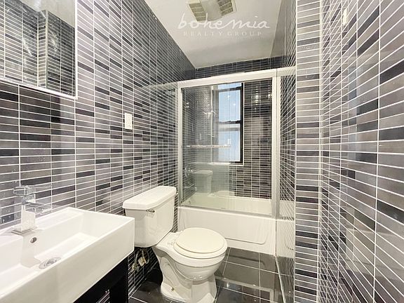 2nd image of 312 W 114th St APT 34B