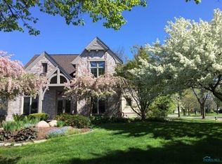 8664 Slate Ridge Ct, Sylvania, OH 43560