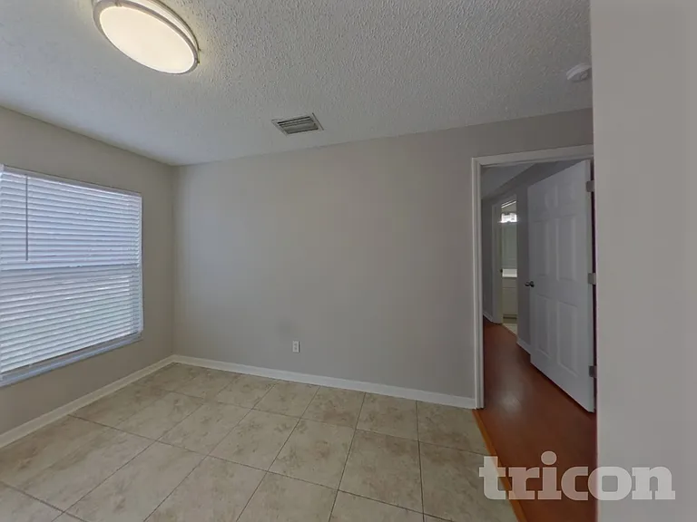 914 Cape Cod Cir — Photo 6