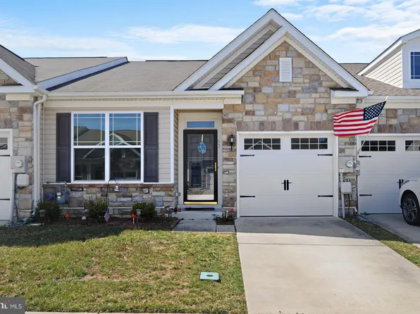 93 Cresthaven Ln, Dover, DE 19901