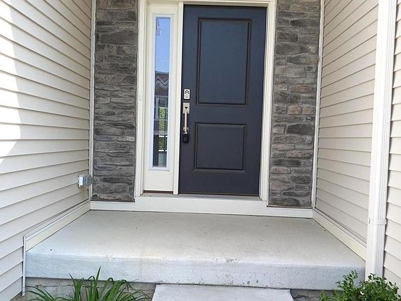 3rd image of 150 Kennedy Dr