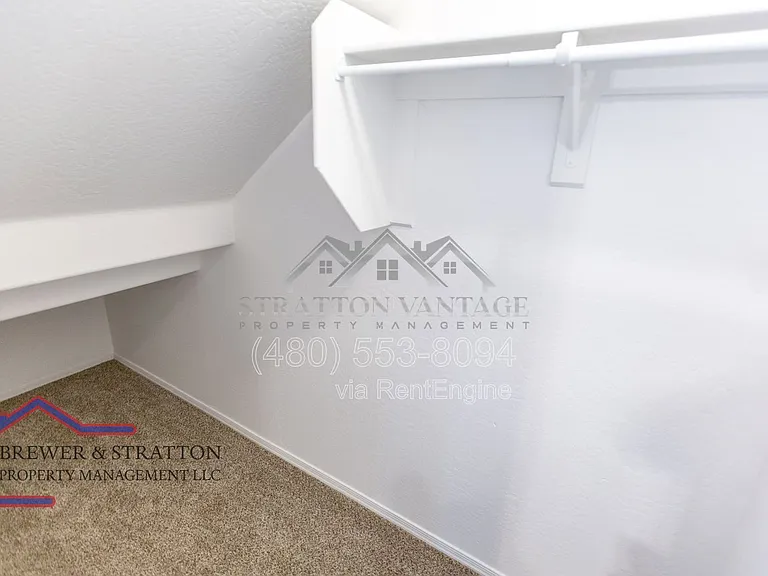 5816 W Gwen St — Photo 21