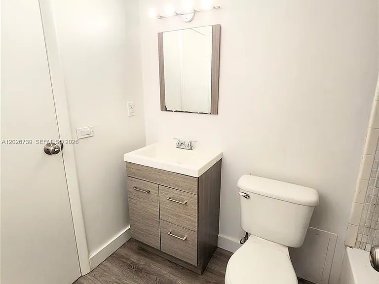 16465 NE 22nd Ave #610 — Photo 15