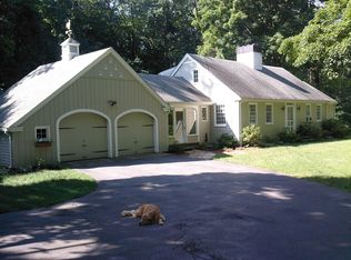 25 Brookmont Dr, Wilbraham, MA 01095