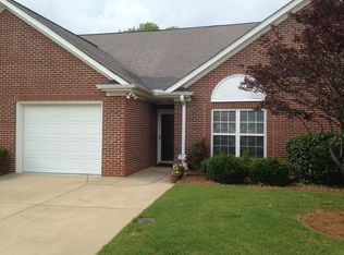 127 Dove Haven Dr, Simpsonville, SC 29681
