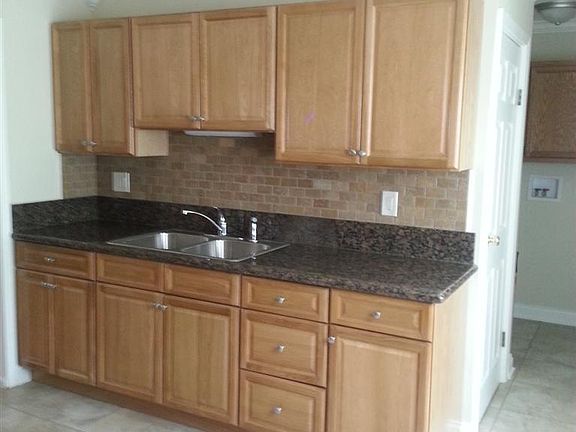 5th image of 9821 Dunraven Dr