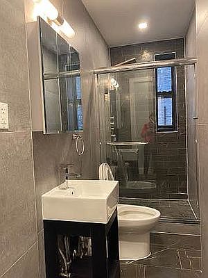 2nd image of 122 E 103rd St APT 1