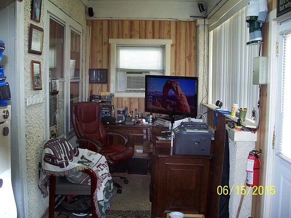 2nd image of 214 Summerlee Ave