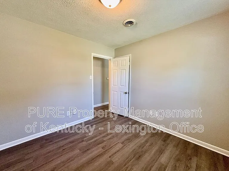 508 Beech St — Photo 11
