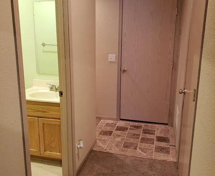 581 Woodson Ln — Photo 15